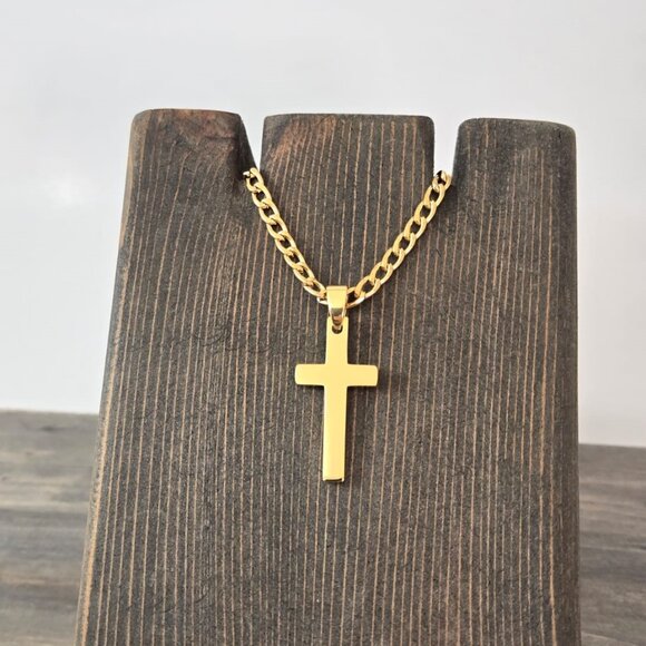 14K Gold Plated Cross and 3.5mm 14K Gold Plated Curb Chain - Picture 5 of 5